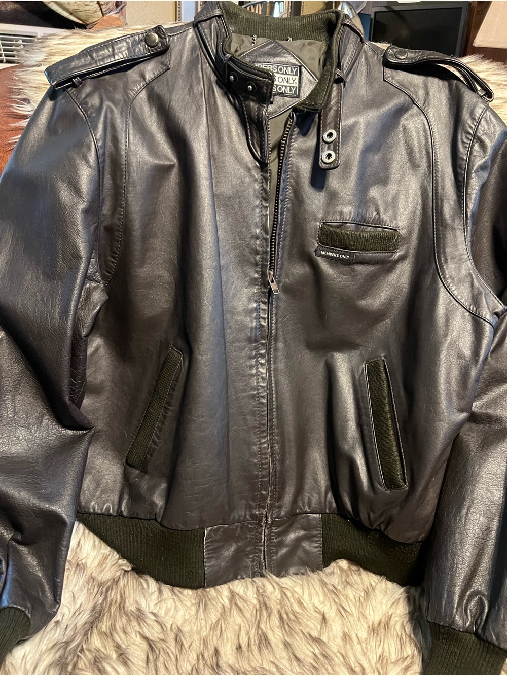 Members Only VTG Black Leather Bomber SUPER NICE Sz 44